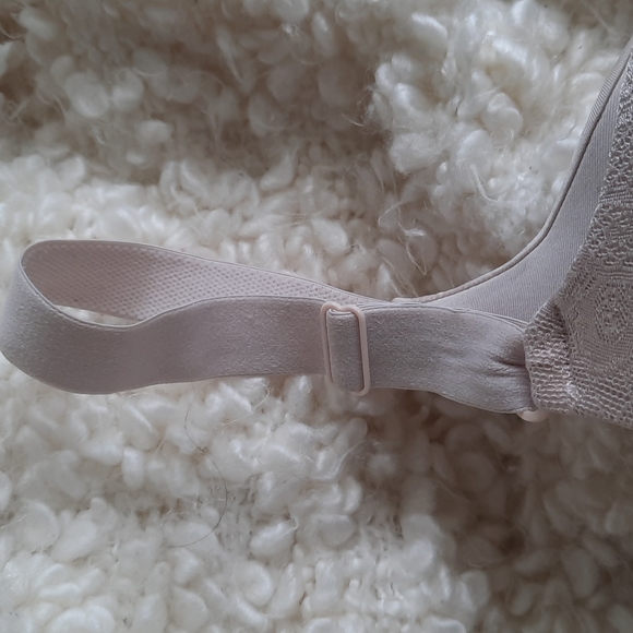 Vanity Fair Beauty Back Full Coverage Nude (pink) 36DD bra - Picture 4 of 7